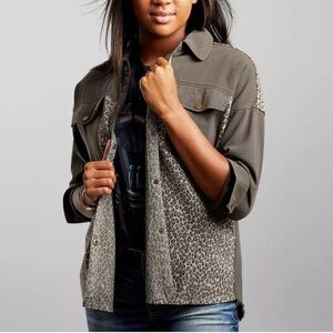 Buckle mystree pieced leopard denim Jacket